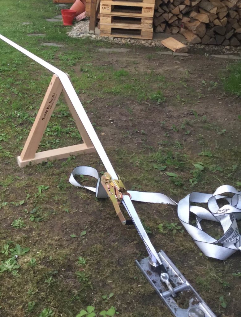 Slackline im eigenen Garten